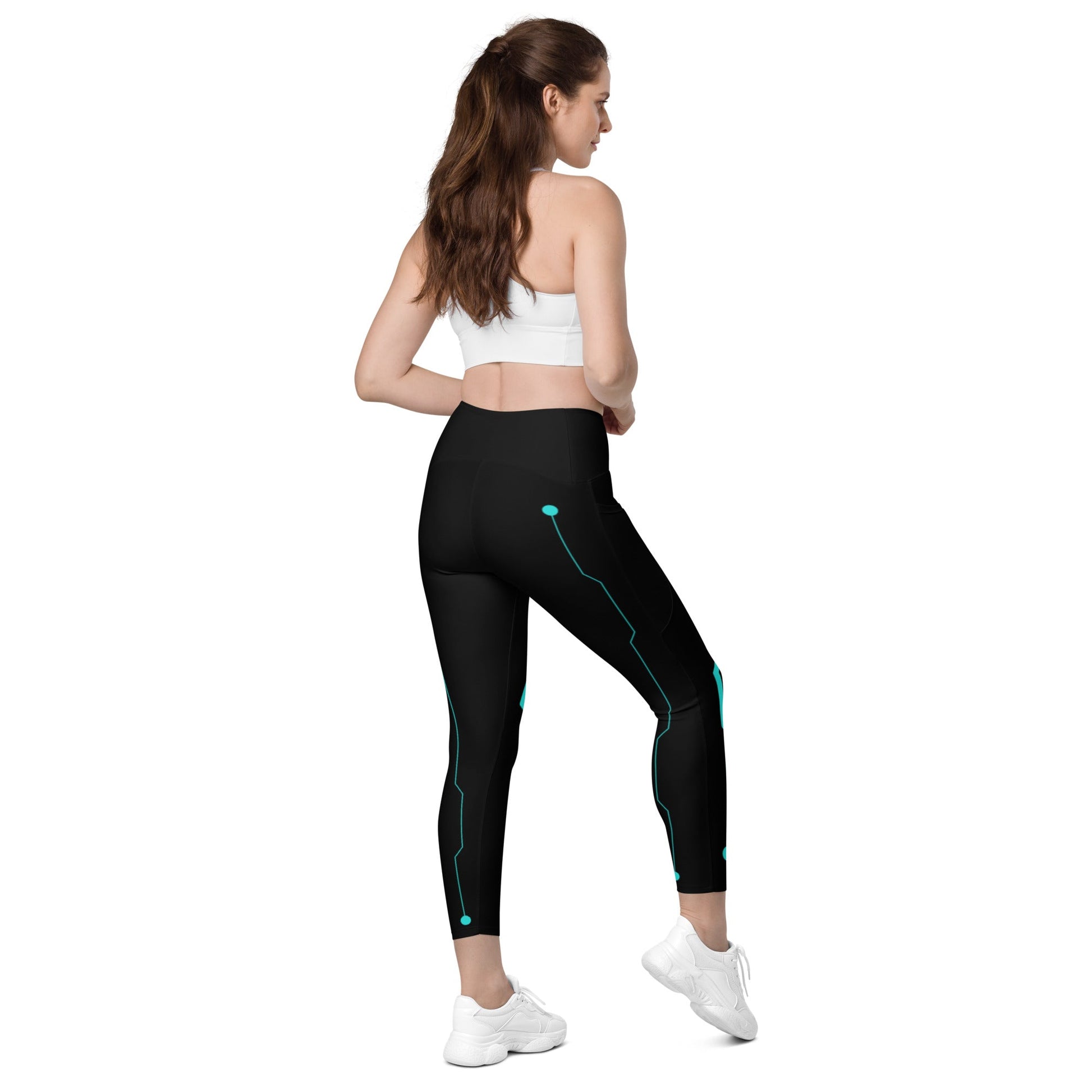 The User Crossover leggings with pockets